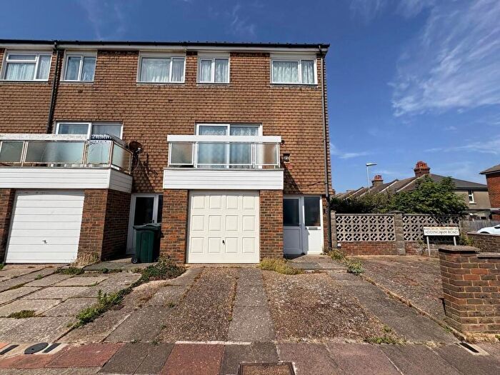 4 Bedroom House To Rent In Addingham Road, Eastbourne, BN22