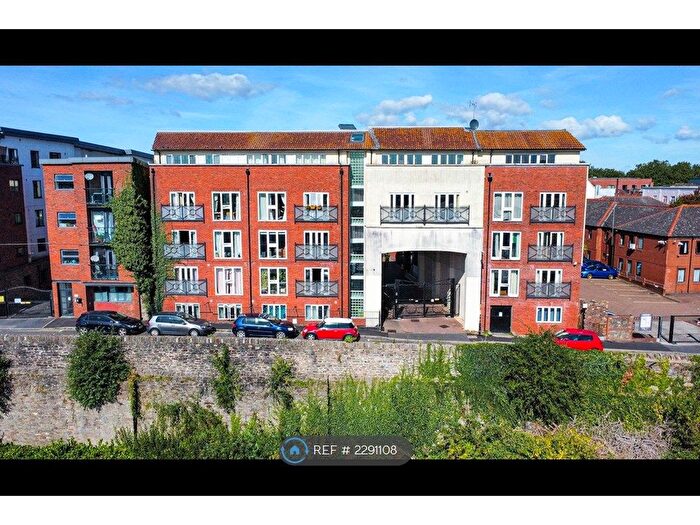 2 Bedroom Flat To Rent In Midland Mews, Bristol, BS2