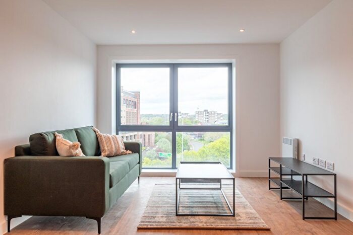 1 Bedroom Flat To Rent In Phoenix, Saxton Lane, Leeds, LS9