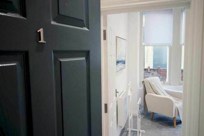 2 Bedroom Flat To Rent In Casablanca Building, Caerdydd, Caerdydd, CF10