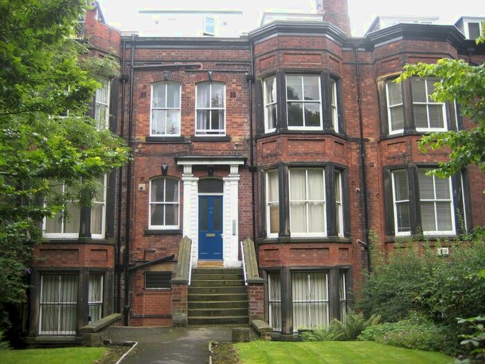 1 Bedroom Flat To Rent In Moorland Road, Hyde Park, Leeds, LS6