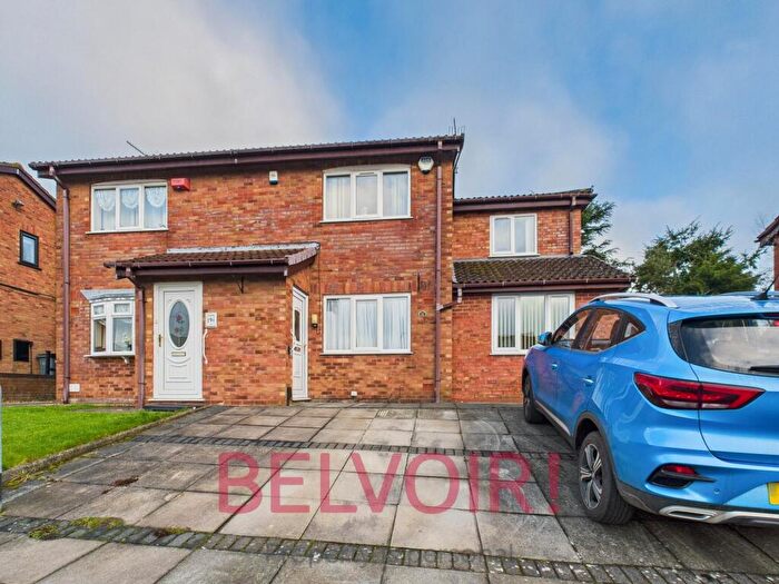 4 Bedroom Semi-Detached House To Rent In Whygate Grove, Birches Head, Stoke-on-Trent, ST1