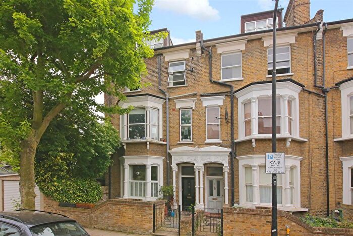 1 Bedroom Flat To Rent In Shirlock Road, London, NW3