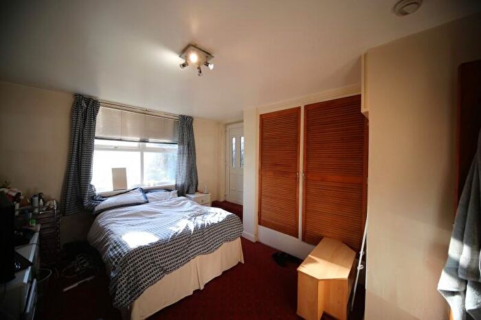 1 Bedroom Flat To Rent In Cardigan Road, Headingley, Leeds, LS6