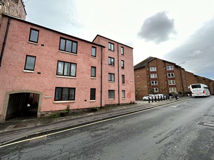 1 Bedroom Flat To Rent In Pleasance, Old Town, Edinburgh, EH8