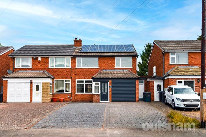 3 Bedroom Semi-detached House For Sale In Branscombe Close, Kings Heath, Birmingham, West Midlands, B14