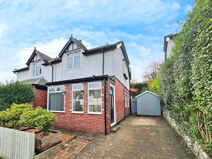 3 Bedroom Semi Detached House For Sale In Dene Avenue, Rowlands Gill, NE39