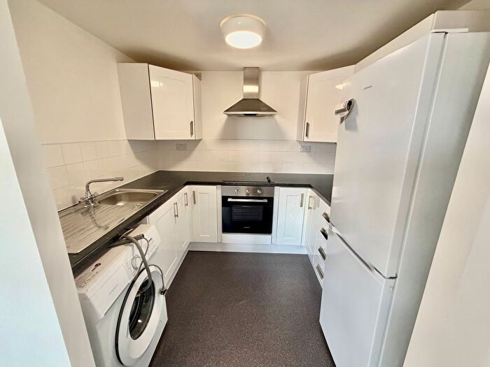 1 Bedroom Flat To Rent In Mansfield Road, Nottingham, NG1
