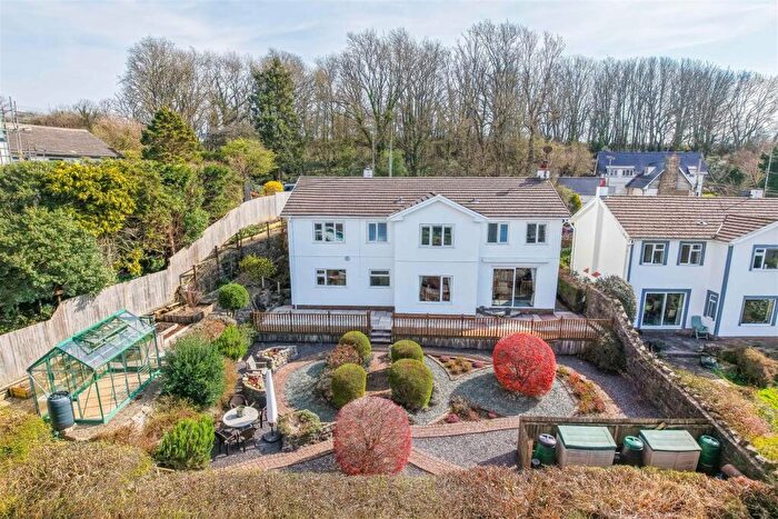 6 Bedroom Detached House For Sale In The Rhiw, Graig Penllyn, Nr Cowbridge, Vale Of Glamorgan, CF71