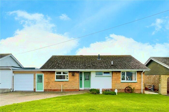 3 Bedroom Bungalow For Sale In Culver Way, Sandown, Isle Of Wight, PO36