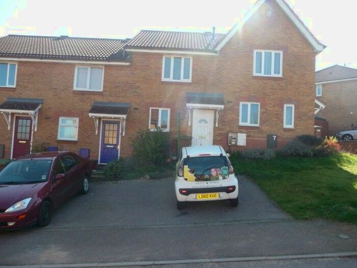 2 Bedroom Detached House To Rent In Oak Grove, Ashby Fields, Daventry, Northants, NN11