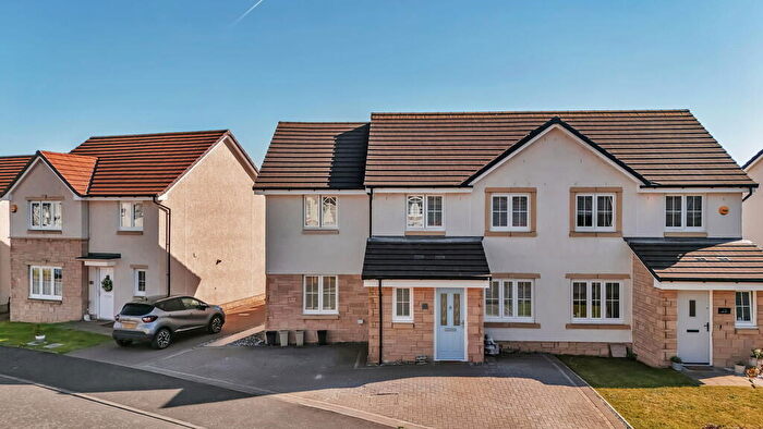 5 Bedroom Semi Detached House For Sale In Drumbeg Road, Bishopton, PA7