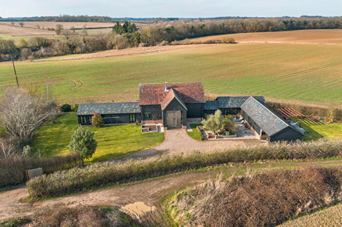 4 Bedroom Detached House For Sale In The Barn House, Wareside, SG12