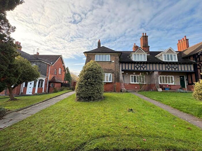 4 Bedroom End Of Terrace House For Sale In Holly Grove, Laburnum Road, Birmingham, West Midlands, B30