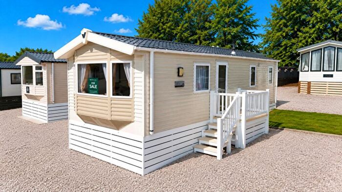2 Bedroom Caravan For Sale In Carnforth, Carnforth, LA6