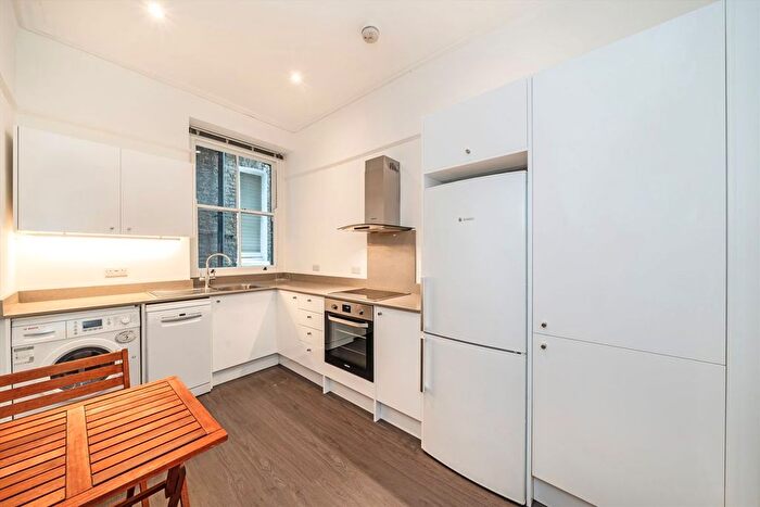 1 Bedroom Flat For Sale In Holland Park, Holland Park, W11