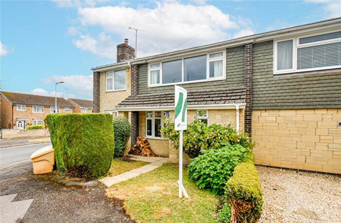 4 Bedroom Semi-Detached House For Sale In Priory Road, Hungerford, Berkshire, RG17