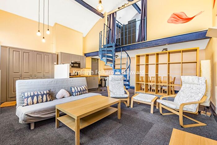 1 Bedroom Flat To Rent In Montford Place, London, SE11