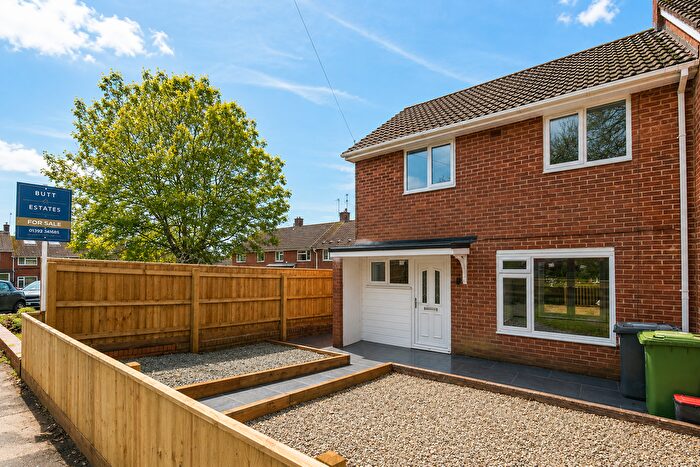 2 Bedroom End Terrace House For Sale In Lancelot Road, Exeter, EX4