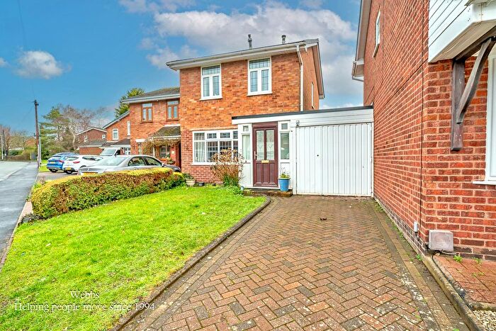 3 Bedroom Detached House For Sale In Falcon Close, Cheslyn Hay, Walsall, WS6