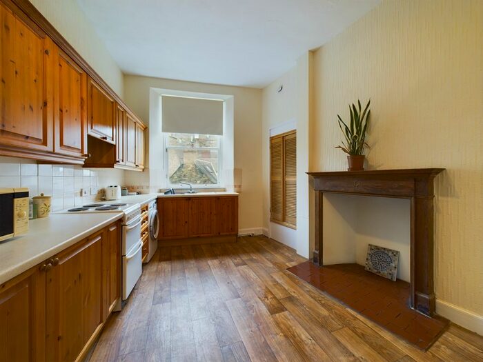 1 Bedroom Flat To Rent In Jeffrey Street, Old Town, Edinburgh, EH1