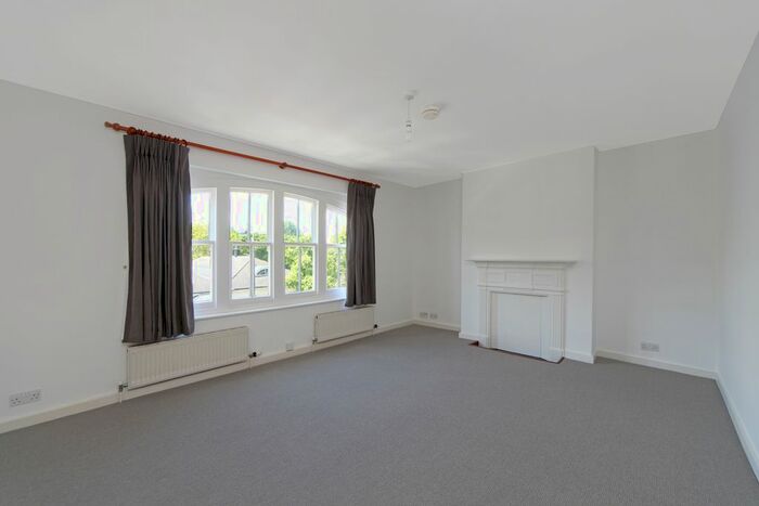 1 Bedroom Flat To Rent In Magdalen Road, Earlsfield, SW18