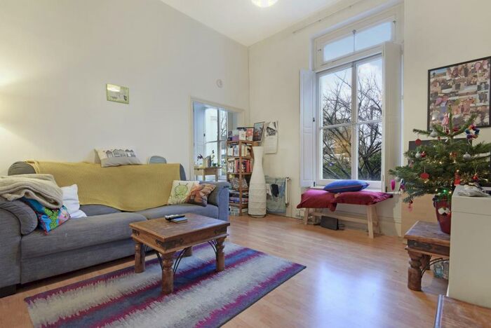 1 Bedroom Flat To Rent In Parkhurst Road, Islington, N7