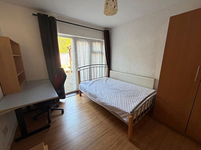 1 Bedroom House To Rent In Ir Henry Parkes Road, CV4