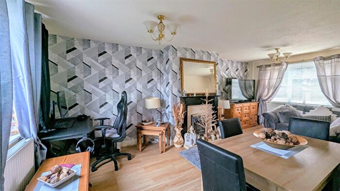 3 Bedroom Terraced House For Sale In High Beech Road, Bream, Lydney, GL15