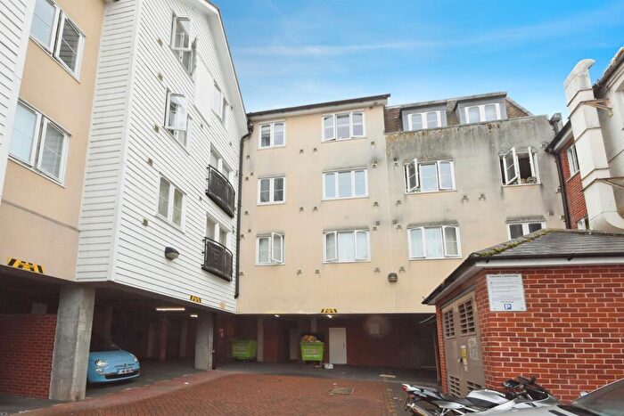 1 Bedroom Apartment For Sale In Fairfield Road, Braintree, CM7