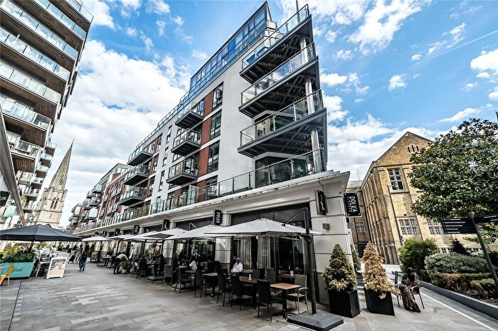 3 Bedroom Flat For Sale In Longfield Avenue, Ealing, W5