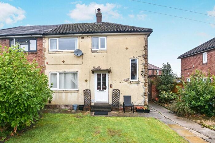 3 Bedroom Semi-Detached House For Sale In Poplar Grove, Harrogate, HG1