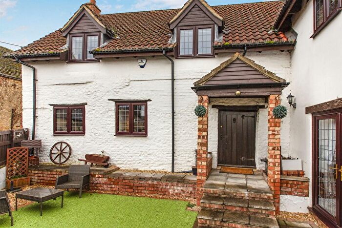 4 Bedroom Detached House For Sale In Whittlesea Terrace, Woodford, Kettering, NN14