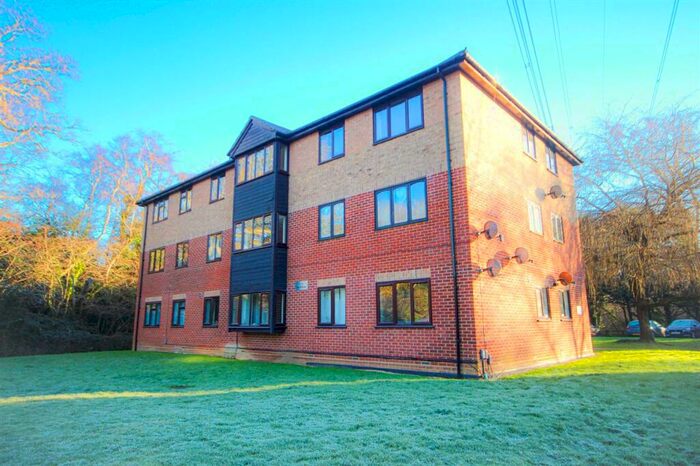 2 Bedroom Apartment To Rent In The Willows, Nursery Gardens, Eastleigh, SO53