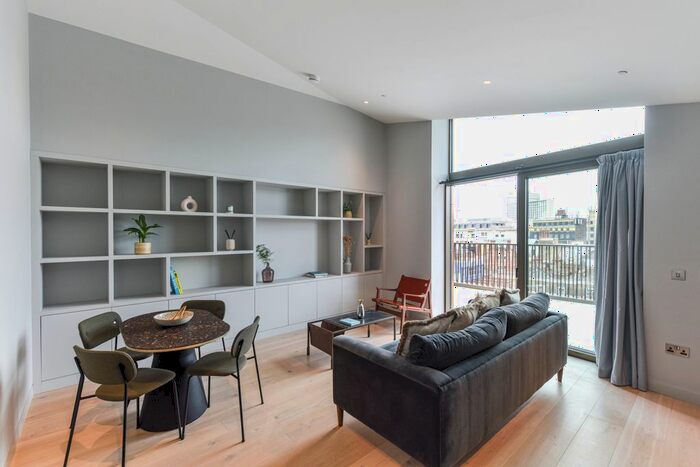 1 Bedroom Flat To Rent In Ganton Street, Carnaby, W1F