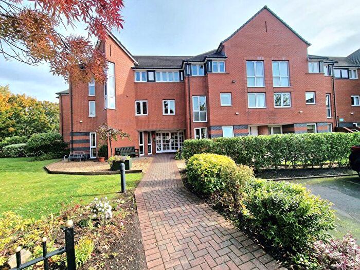 1 Bedroom Apartment For Sale In Metcalfe Court, Romiley, SK6