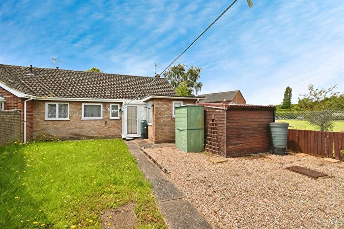 2 Bedroom Semi-Detached Bungalow For Sale In The Packway, Wortwell, Harleston, IP20