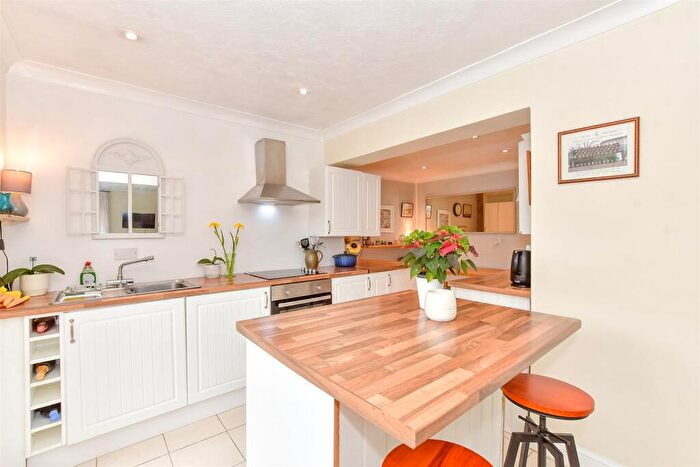 3 Bedroom Semi-Detached House For Sale In Appledram Lane South, Chichester, West Sussex, PO20