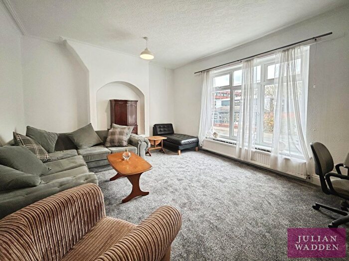 1 Bedroom Flat To Rent In Wellington Road North, Heaton Chapel, Stockport, SK4