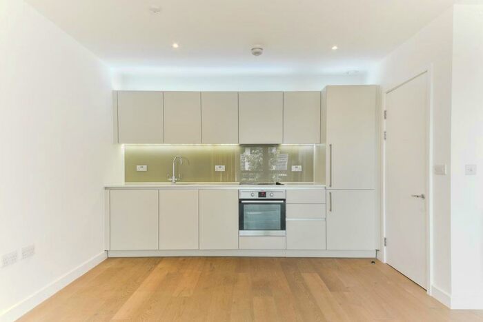 1 Bedroom Apartment To Rent In Maltby House, Kidbrooke Village, London, SE3