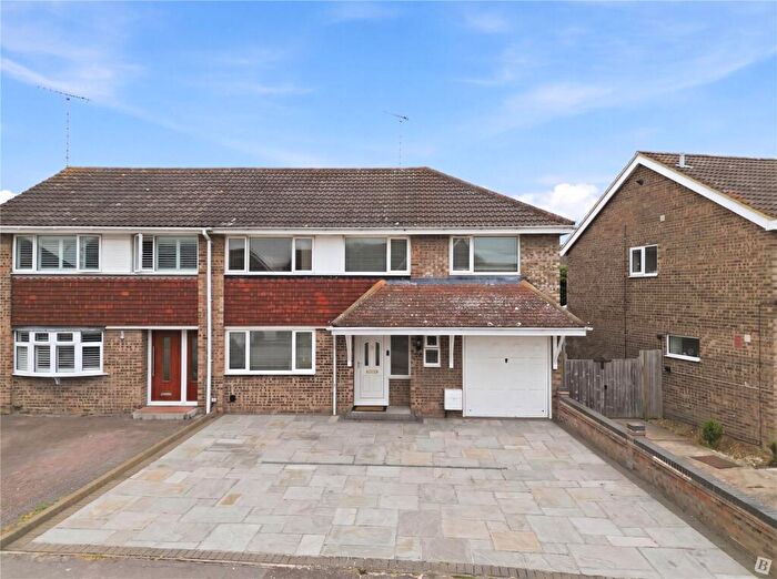4 Bedroom Semi-Detached House For Sale In Saltcoats, South Woodham Ferrers, Chelmsford, CM3