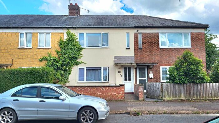 3 Bedroom Terraced House For Sale In Willesden Avenue, Walton, Peterborough, PE4