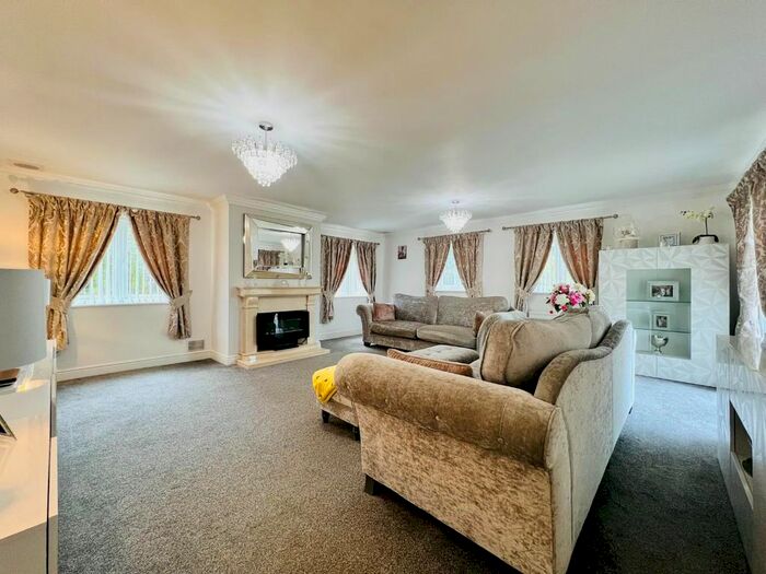 5 Bedroom Detached House To Rent In Rolvenden Hill, Rolvenden, Cranbrook, TN17