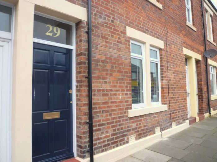 2 Bedroom Flat To Rent In Chirton Green, North Shields., NE29