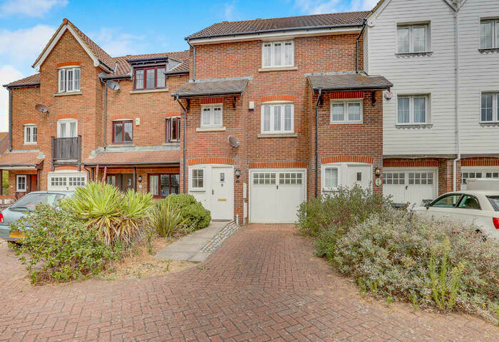 3 Bedroom Town House To Rent In Kingston Quay, Sovereign Harbour South, Eastbourne, East Sussex, BN23