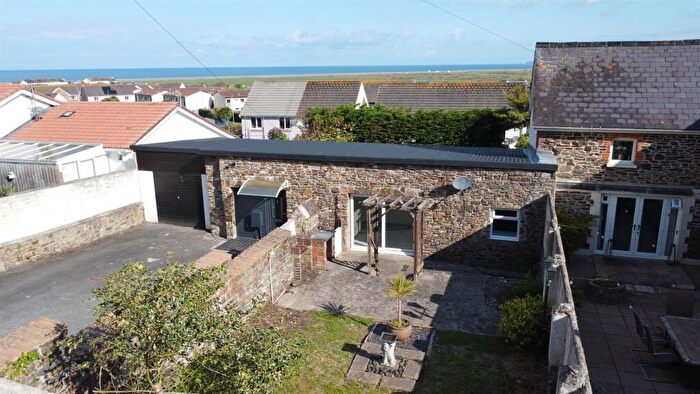 2 Bedroom Bungalow For Sale In Westward Ho!, Bideford, EX39