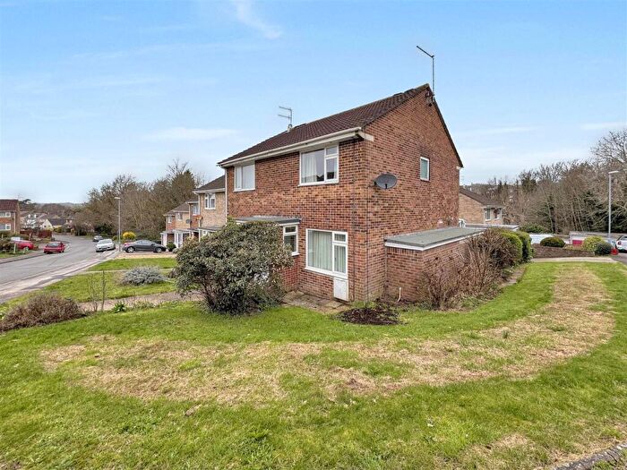 2 Bedroom End Of Terrace House For Sale In Springfield Road, Broadwey, DT3