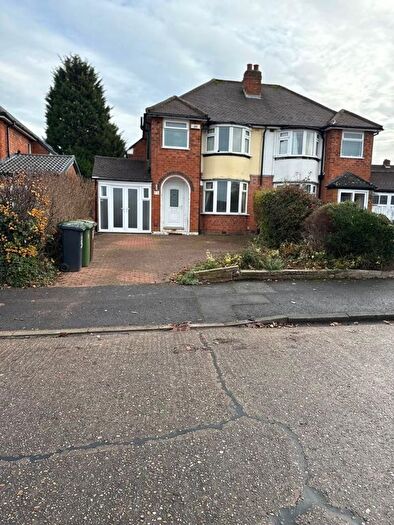 3 Bedroom Semi-Detached House To Rent In Charingworth Road, Solihull, B92