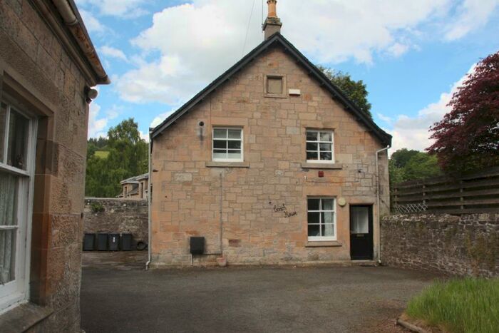 2 Bedroom Flat To Rent In Kenilworth Road, Bridge Of Allan, Stirling, FK9