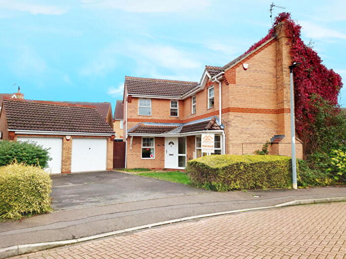 4 Bedroom Detached House For Sale In Monks Drive, Eye, Peterborough, PE6